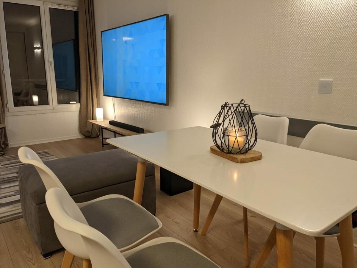 Paris Expo Suite Appartement & Parkings Dans Un Hotel 4 Etoiles, Porte De Versailles - Check In Autonome 24-7 Issy-les-Moulineaux Exterior foto